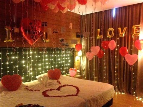 A romantic wedding should have an abundance of pictures to memorialize this important day. 21 Ideas to Create Romantic Valentine Bedroom Decoration ...
