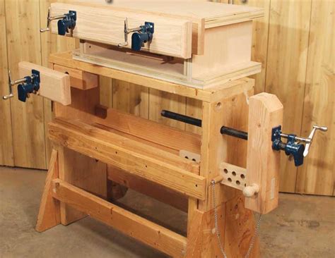 This workbench is based on a design by the 18th century french carpenter and author andré jacob roubo. 7 uses of a bench vise | Bench vise