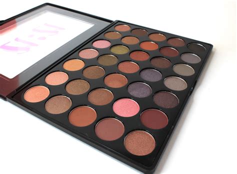 Pink Eyeshadow Palette - 21:21 Cosmetics