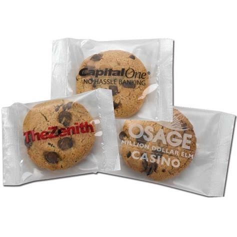 Individually Wrapped Chocolate Chip Cookies Everythingbranded Canada