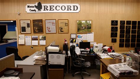 Kansas Paper Warns Police Not to Review Information on Seized Devices
