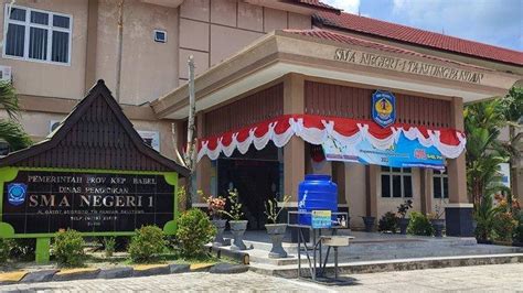 Sman 1 Tanjungpandan Masuk 10 Besar Sekolah Terbaik Se Sumatera Versi Ltmpt
