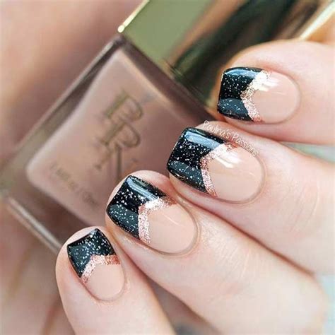 31 Snazzy New Years Eve Nail Designs French Tip Nail Designs