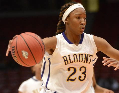 Meet The Alabama Girls High School Basketball Star Who Can Dunk With