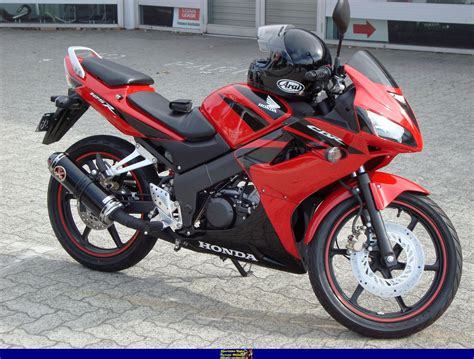 Honda alongside the similarly designed cbr150r, which is primarily aimed for the far east market. 2008 Honda Cbr 125 - news, reviews, msrp, ratings with ...