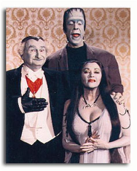 Ss3374007 Movie Picture Of The Munsters Buy Celebrity Photos And