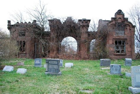 This Creepy Abandoned Cemetery In Pennsylvania Will Give You Nightmares