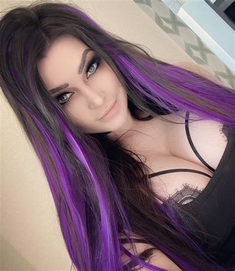 Purple Hair Niecewaidhofer
