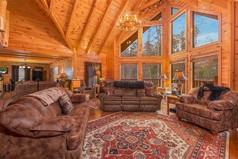A gatlinburg cabin rental or cabin in pigeon forge is the perfect way to enjoy your great smoky mountain vacation. Smokies Paradise Lodge - Luxury Plus 5 Bedroom Pigeon ...