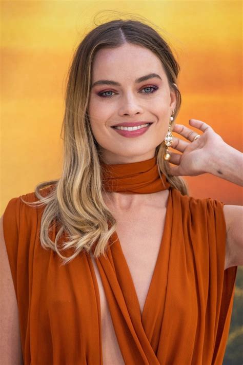 Margot Robbie Sexy 21 Photos Fappeninghd