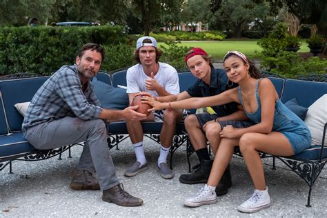 ‘outer Banks Behind The Scenes Cast Photo Gallery Netflix Tudum