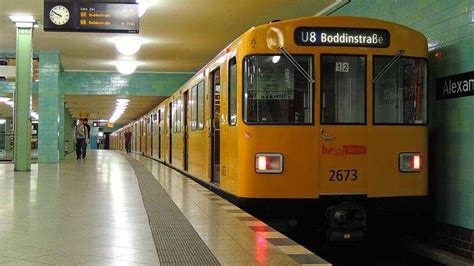 Metropolitana Di Berlino Guida Con Mappa Orari E Biglietti