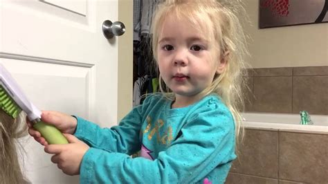 Callie Brushing Mommys Hair 2816 Youtube