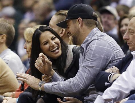 22 Times Aaron Rodgers And Olivia Munn Were Too Cute For This World