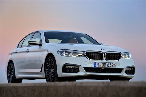 Achetez des voitures bmw 540 neuves et d'occasion qui correspondent à vos besoins chez autoscout24. BMW 540i M Sport ReviewMotoring Middle East: Car news ...