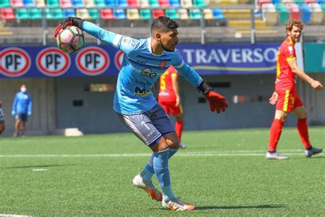 Central colina deportes junto a javier muñoz y gonzalo pérez. Deportes Colina igualó con Independiente de Cauquenes en ...