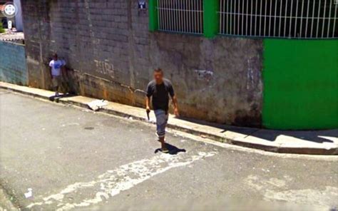 Sometimes Google Street View Catches Some Serious WTF Moments Pics