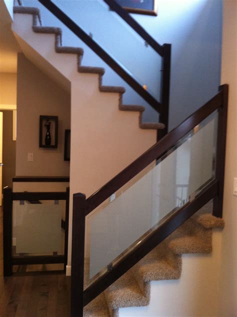 20 Frosted Glass Stair Railing