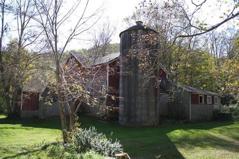 Judds Bridge Farm (Judds Bridge Road, Roxbury (Western Uplands)) | Historic Barns of Connecticut