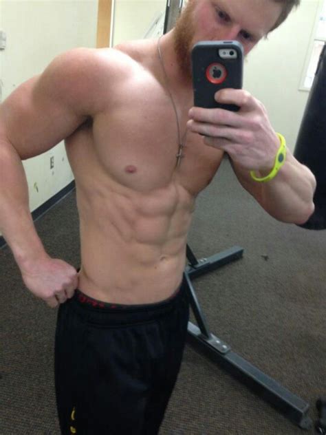 Fit Guy Selfie Men S Locker Room Selfies Pinterest Crossfit Inspiration Masons And Portrait