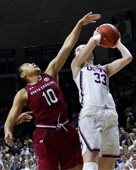 UConn Womens Basketball Overpowers South Carolina For 100 66 55