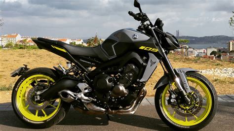 The result is a much tamer, less abrupt response. Yamaha Mt 09 Custom