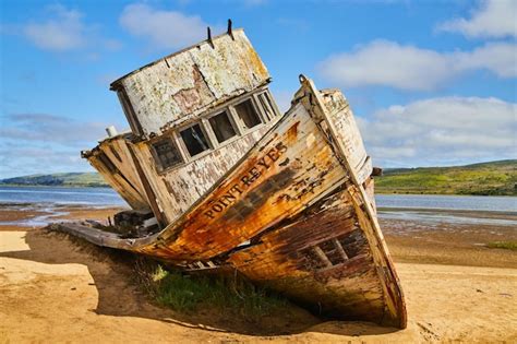 Premium Photo Shipwreck On West Coast At Point Reyes In California