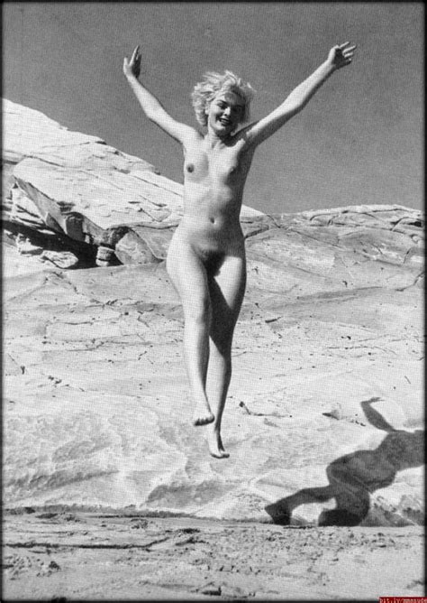The First Playmate Marilyn Monroe Pics Xhamster