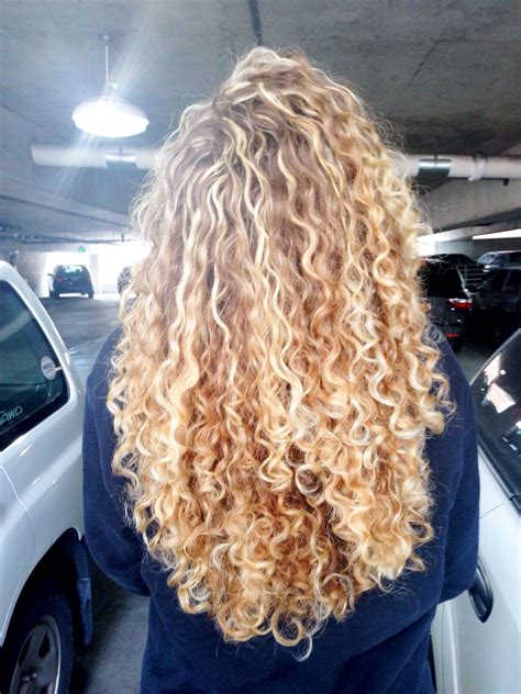 How To Style Dirty Curly Hair A Complete Guide Best Simple Hairstyles