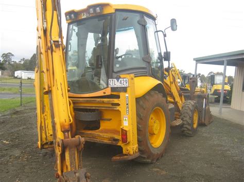 Jcb 3cx Backhoe 4 Buckets Roll Over Forks 4 In 1 Machinery
