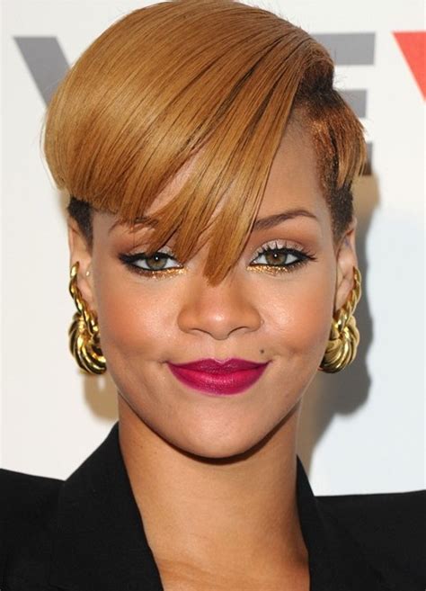 Most Iconic Rihanna Hairstyles
