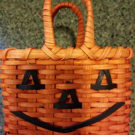 Pin By Tracie Leachman On Baskets I Made Basket Weaving Basket