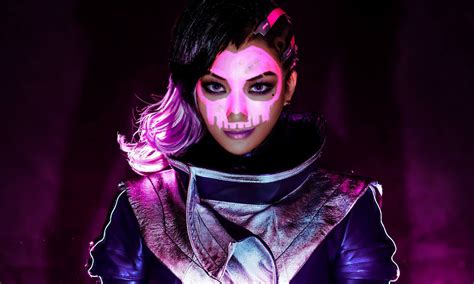 Overwatch Sombra Cosplay By Pion Kim Aipt Video Game Cosplay Comic