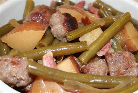 Easy slow cooker ham & green beans frozen. Slow Cooker Green Beans, Ham and Potatoes