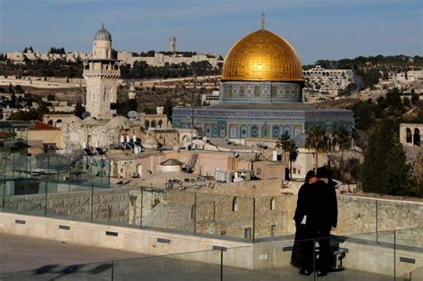 مستوطنون يقتحمون المسجد الأقصى في القدس - الوحدة نيوز