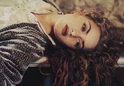 Kate Winslet As Ophelia In The Adaption Of Hamlet Kate Winslet Titanic Kate Winslet