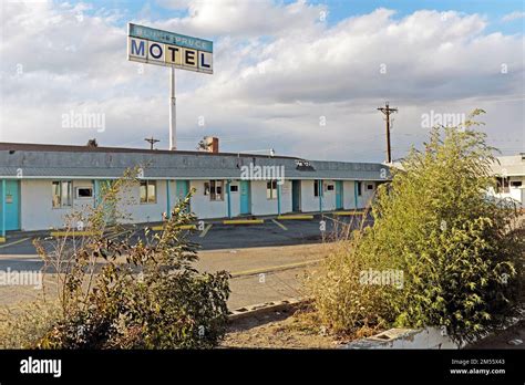 Old School Motel Gallup New Mexico Hi Res Stock Photography And Images