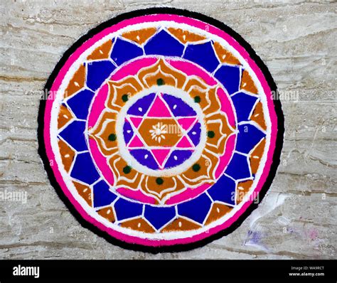 Mandala Vector Hi Res Stock Photography And Images Alamy