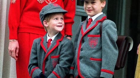 Kinderfotos prinz george prinzessin charlotte prinz louis. Prinz William + Prinz Harry: Die schönsten Kinder-Fotos ...