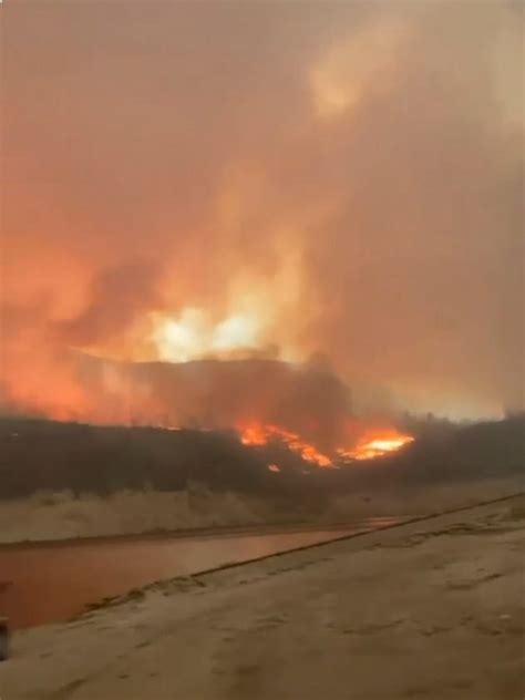 The Legend Raging Wildfires In The West Coast Burn Over 500000 Acres