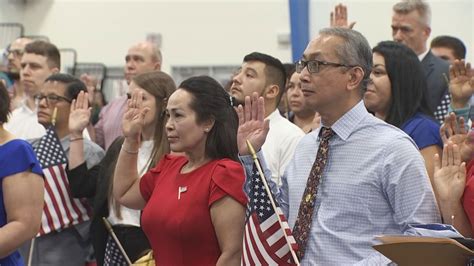 100 New Us Citizens Take Oath During Phoenix Ceremony On Independence Day