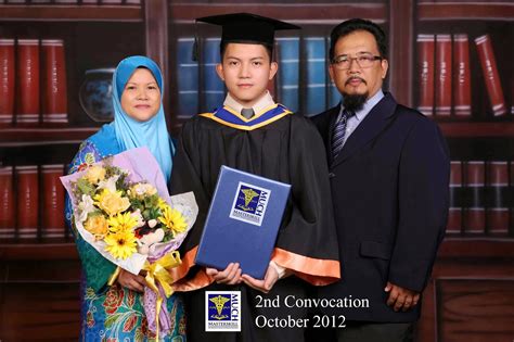 Kota kinabalu (atau lebih dikenal sebagai kk), sebelumnya dikenal sebagai jesselton, adalah ibu kota sabah, malaysia. www.konvokesyen.com