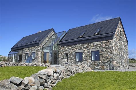 Beautiful Stone Cottage Sleeps 67 Beside Beach Houses For Rent In