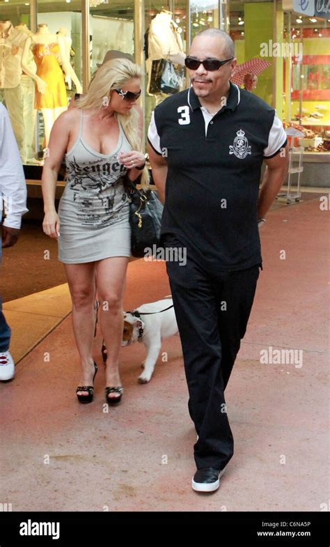 Ice T And His Wife Coco Aka Nicole Austin Go Shopping Together In Miami Beach Miami Beach