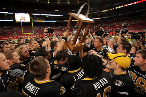 The Mizzou Football Team Returns To St Louis In 2023 And Plays Against Memphis At The Dome