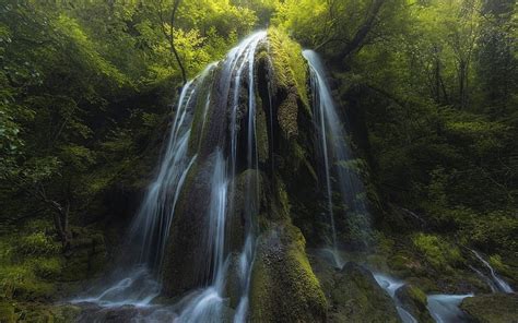 Gorgeous Cascading Waterfall Waterfalls Mountains Forests Cascades