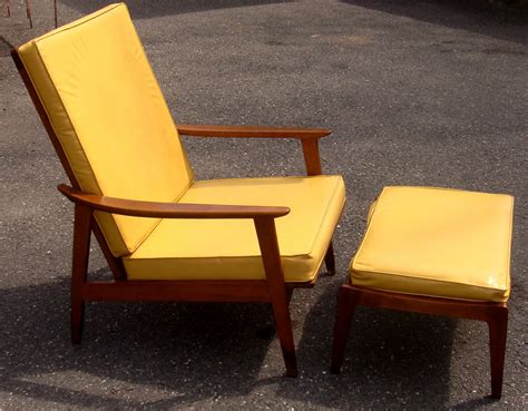 A sleek and comfortable design that looks great in any seating arrangement. Nicole Wood Interiors: SOLD!!! Mid Century High Back ...