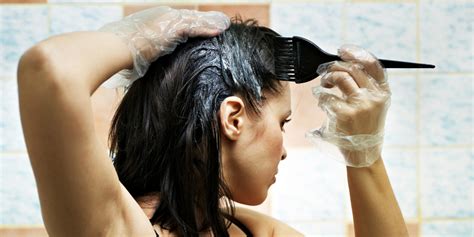 Mungkin tidak dapat membuat rambut ombre, atau balayage sendiri, . Cara Mewarnai Rambut Sendiri di Rumah - Cantikq.com