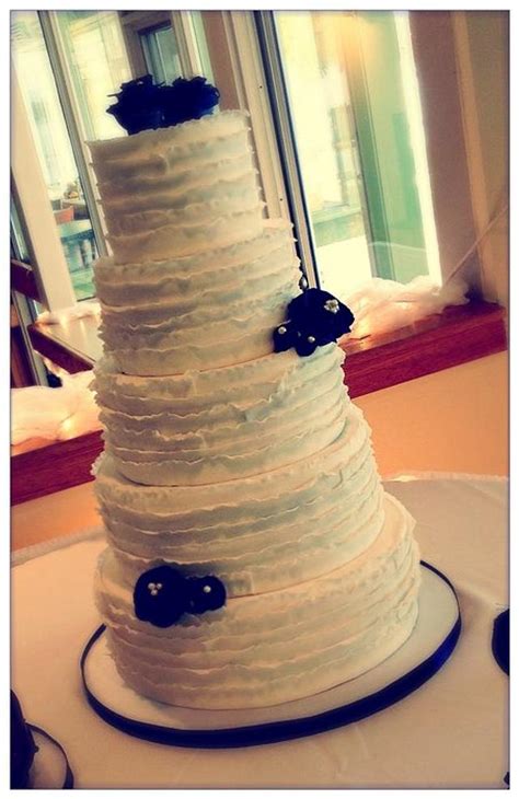 Ruffled Wedding Cake Decorated Cake By Stacy Lint Cakesdecor