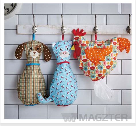 Make a basket out of plastic bags: DIY plastic bag holder … | Diy grocery bag holder, Diy ...